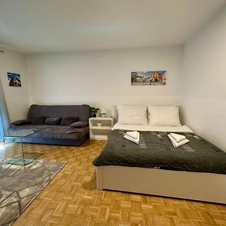 Clara Ljubljana Apartment ภายนอก รูปภาพ