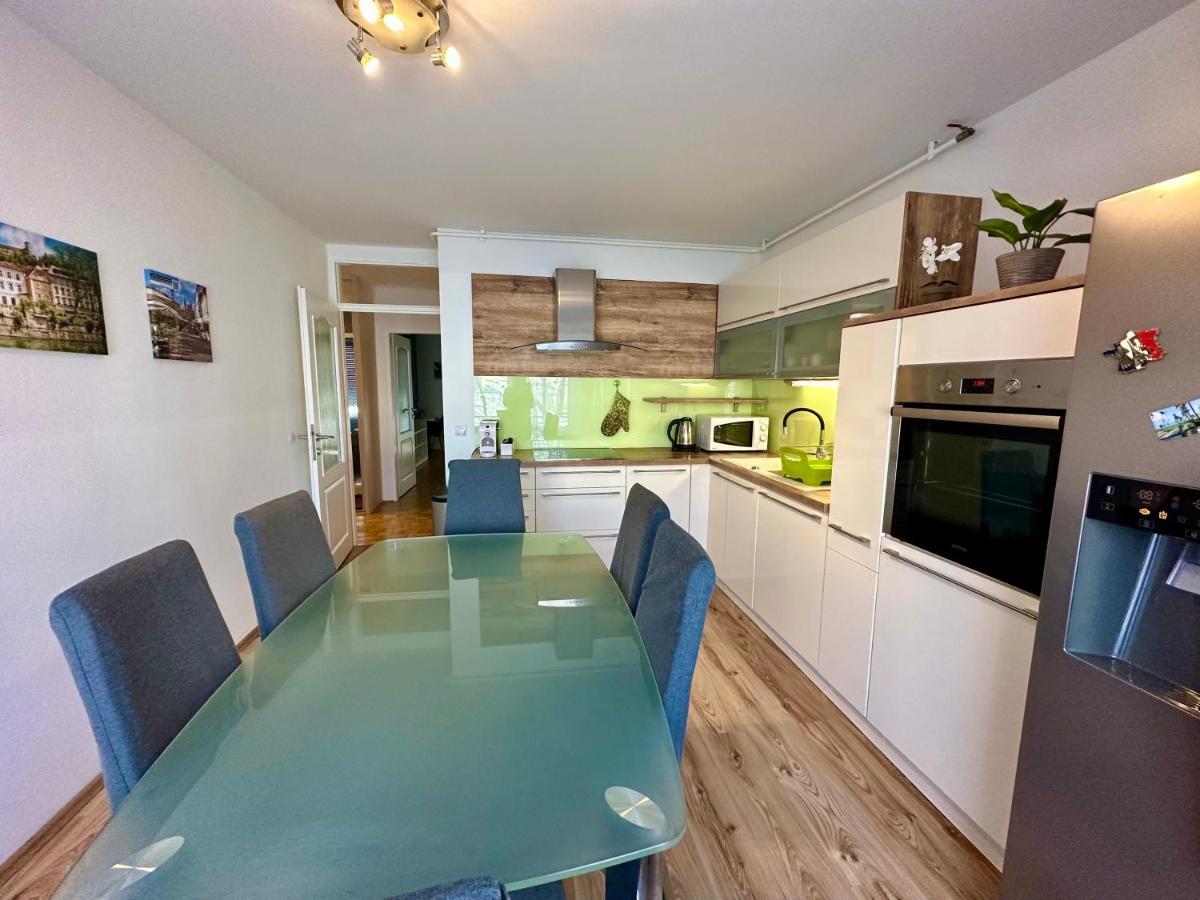 Clara Ljubljana Apartment ภายนอก รูปภาพ